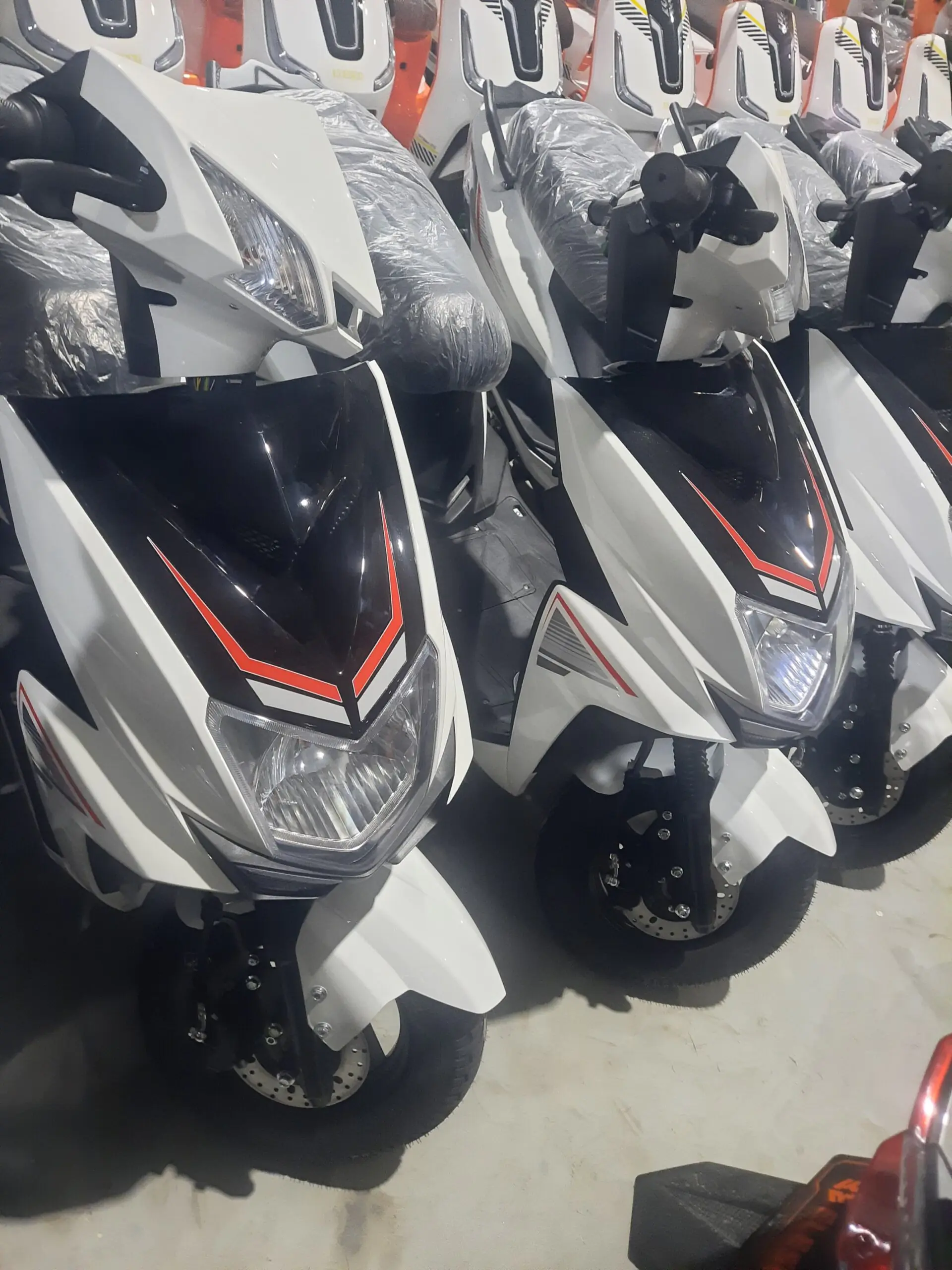 Ranger Series E Scooty - Image 6